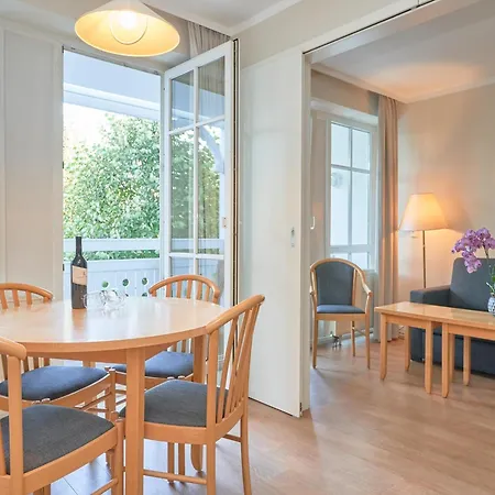 Apartment In Attraktiver Lage Des Ostseebades *
